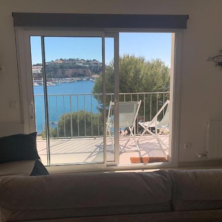 Magnific Apartament A Primera Linia De Mar サン・フェリウ・ダ・ギショルス エクステリア 写真