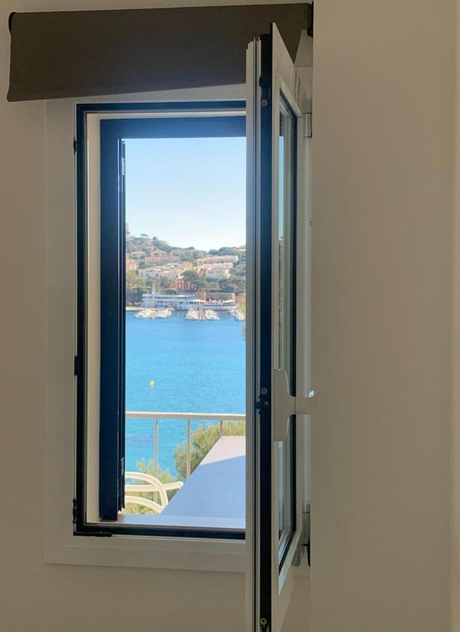 Magnific Apartament A Primera Linia De Mar サン・フェリウ・ダ・ギショルス エクステリア 写真